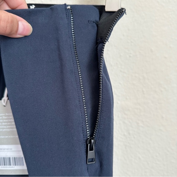Everlane Pull On Navy Stretch Pants Size 00 NWT - Picture 6 of 8
